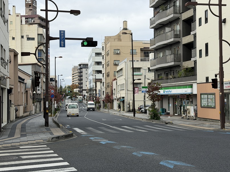信号とファミリーマート